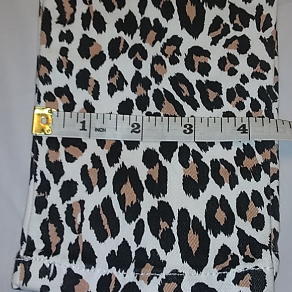 Teen Gs animal print leggings jeans. - Picture 8 of 8